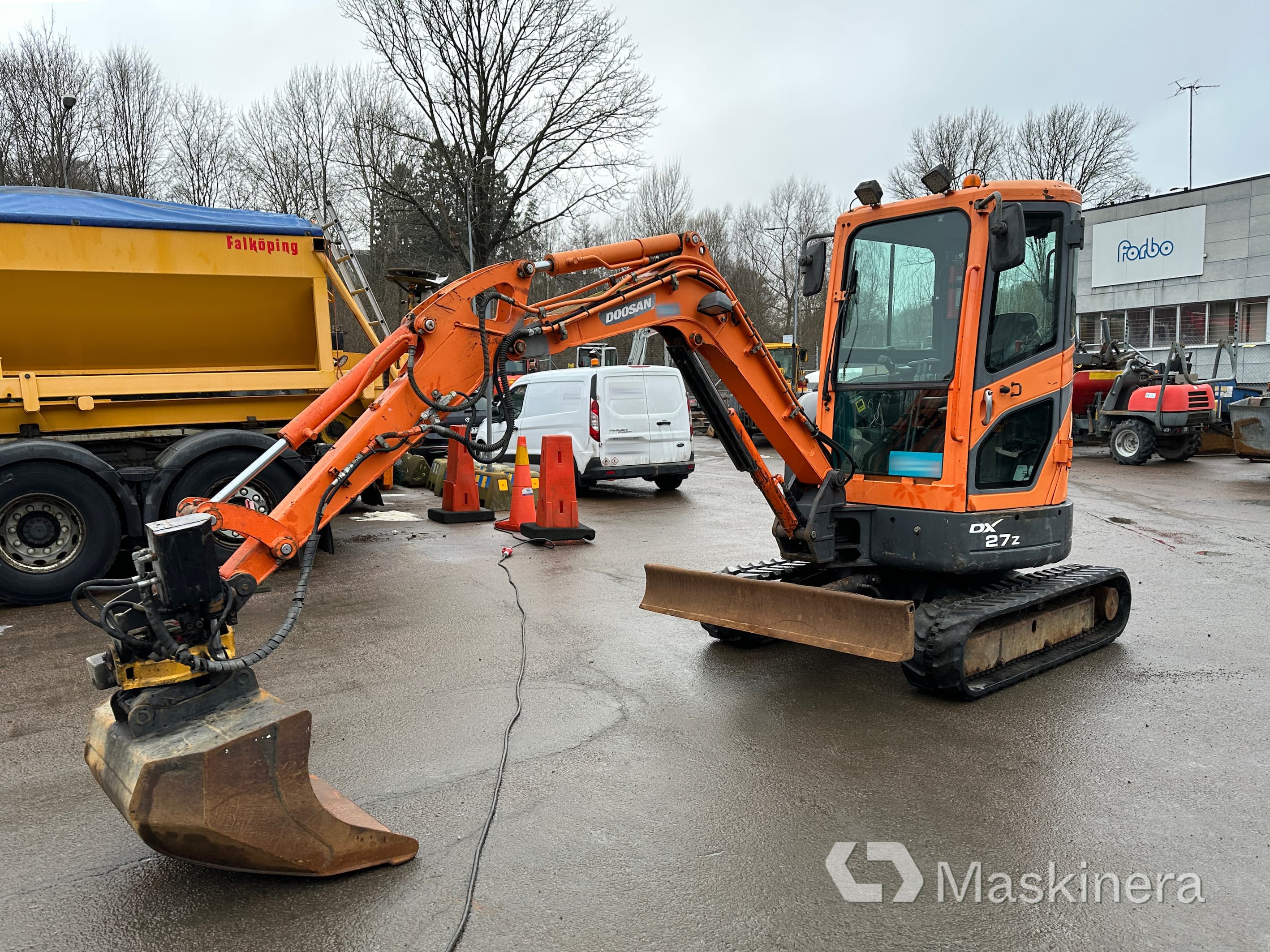 Grävmaskin Doosan DX27Z