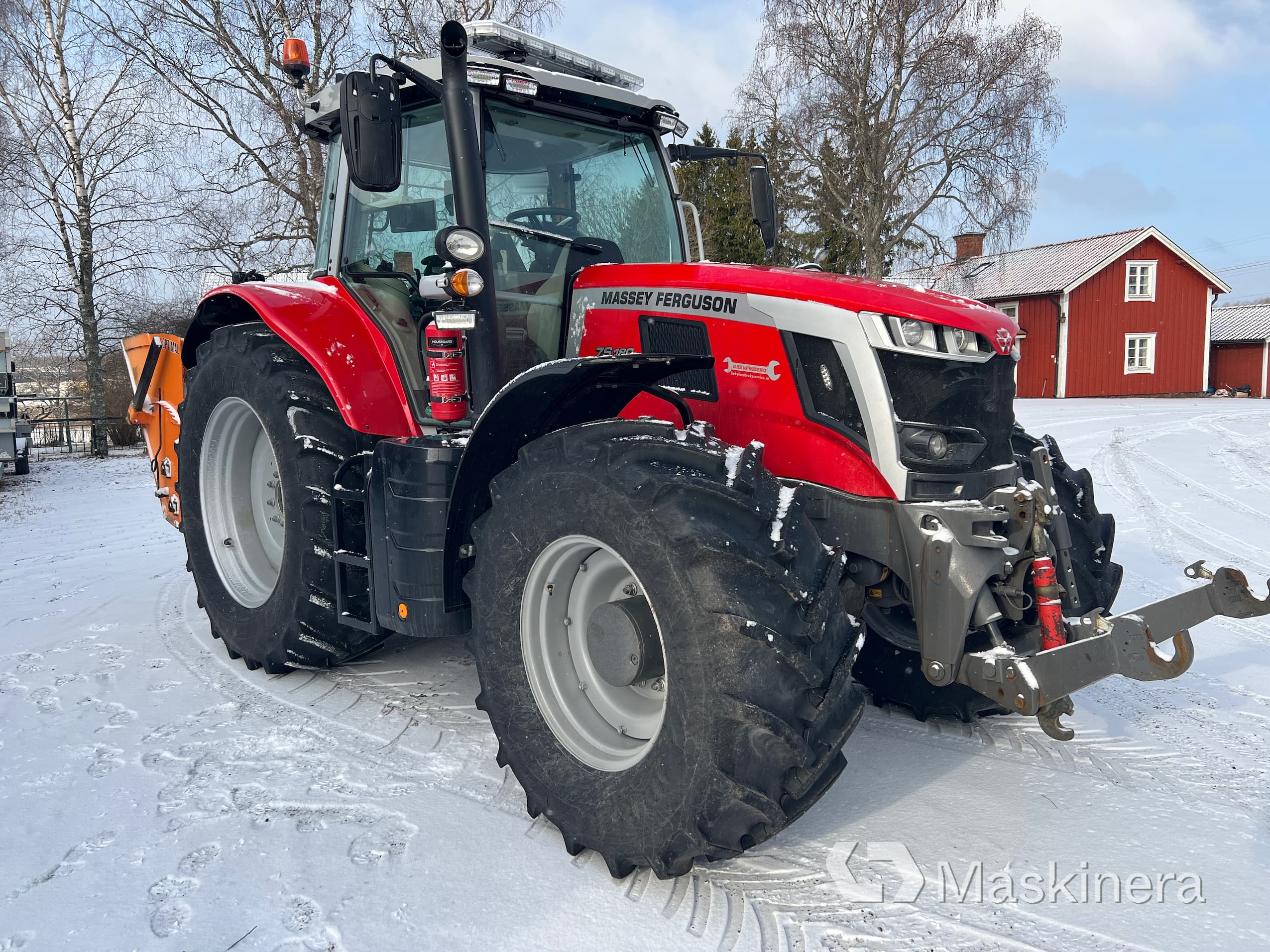 Traktor Massey Ferguson 7S.180