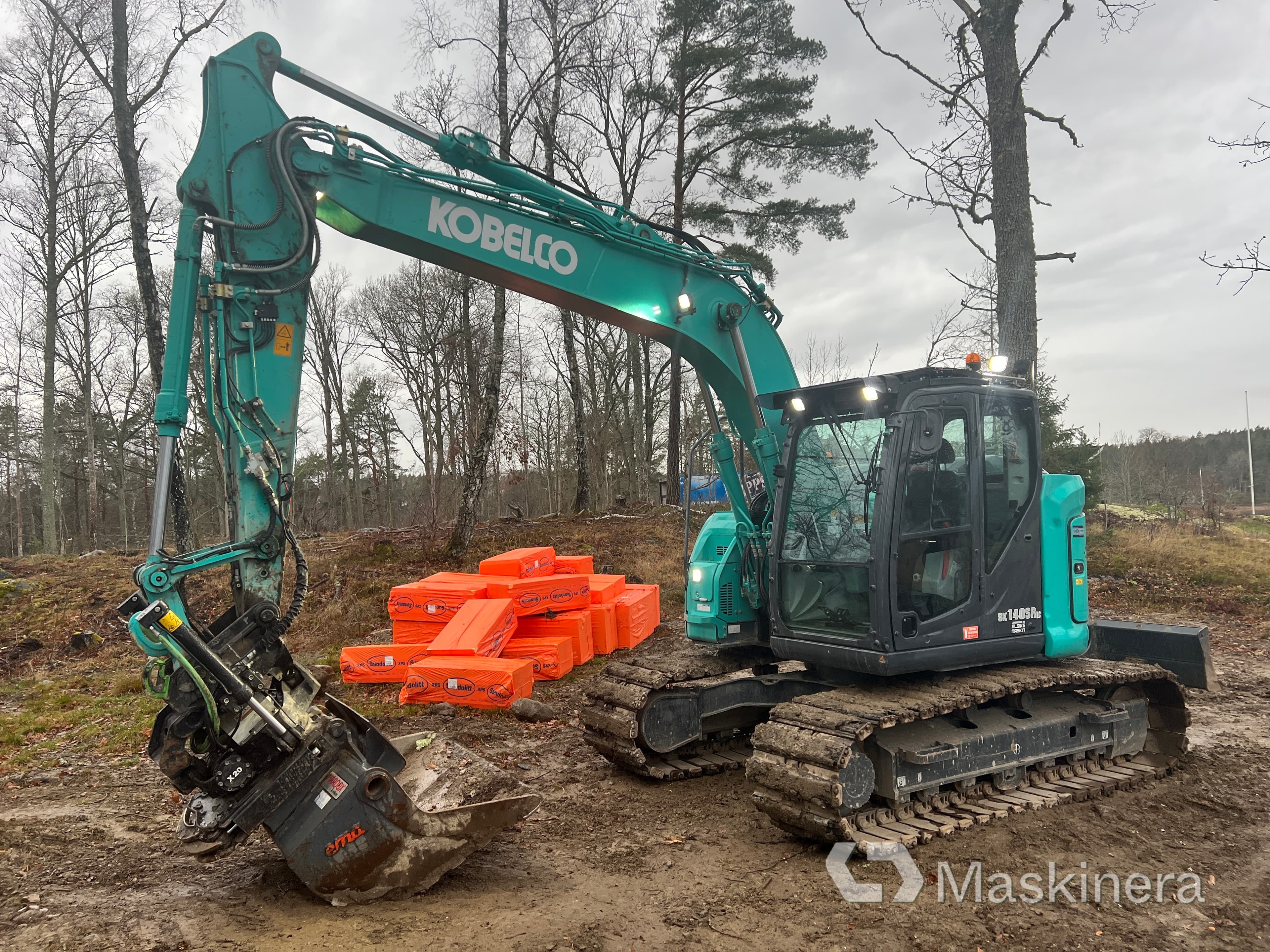 Grävmaskin Kobelco SK140SRLC-7