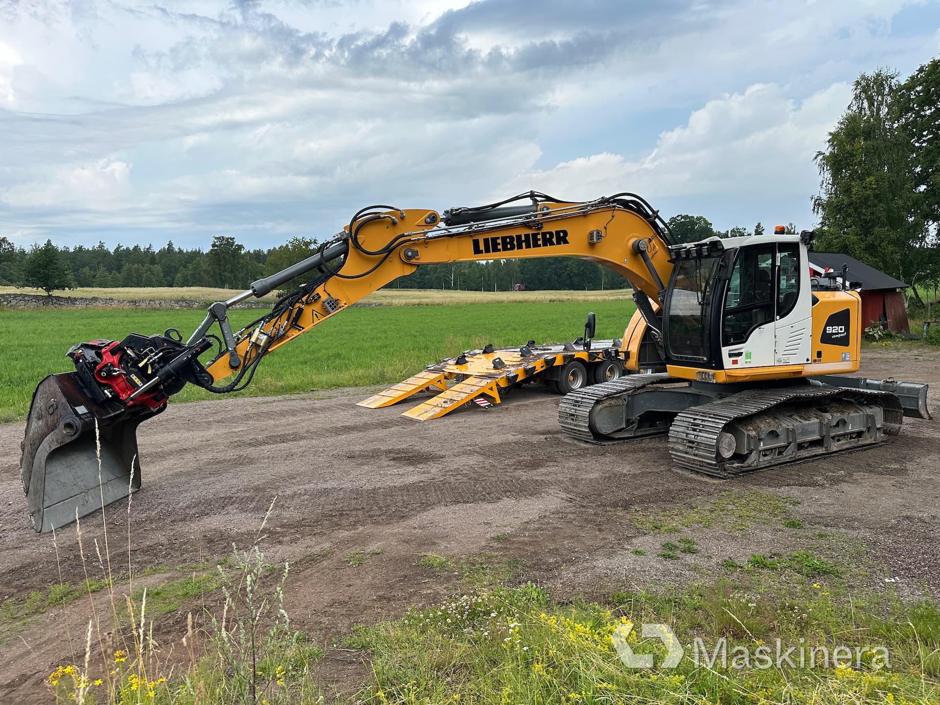 Grävmaskin Liebherr R920 Compact LC