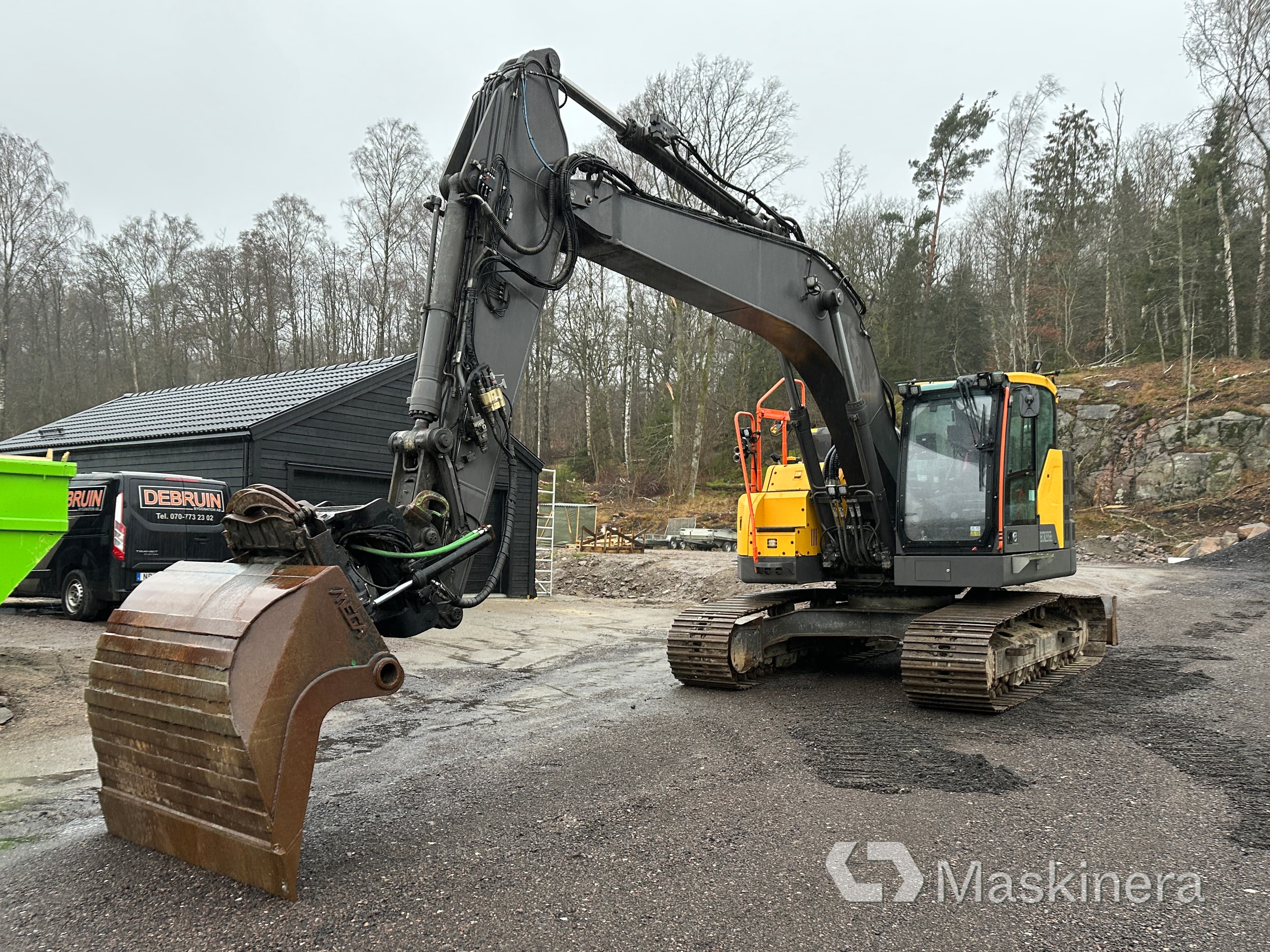 Grävmaskin Volvo ECR235EL med grävsystem