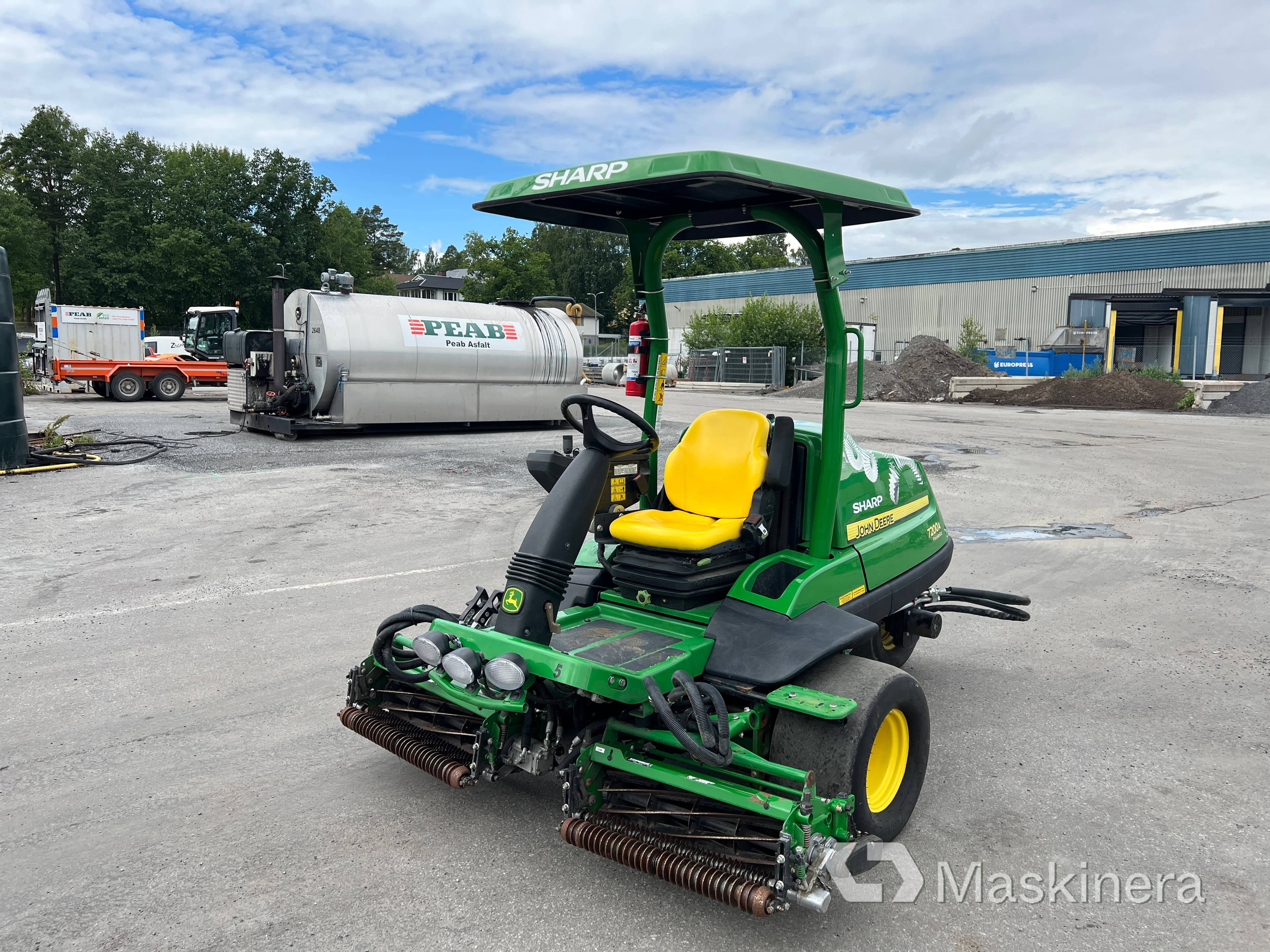 Åkgräsklippare John Deere 7200A