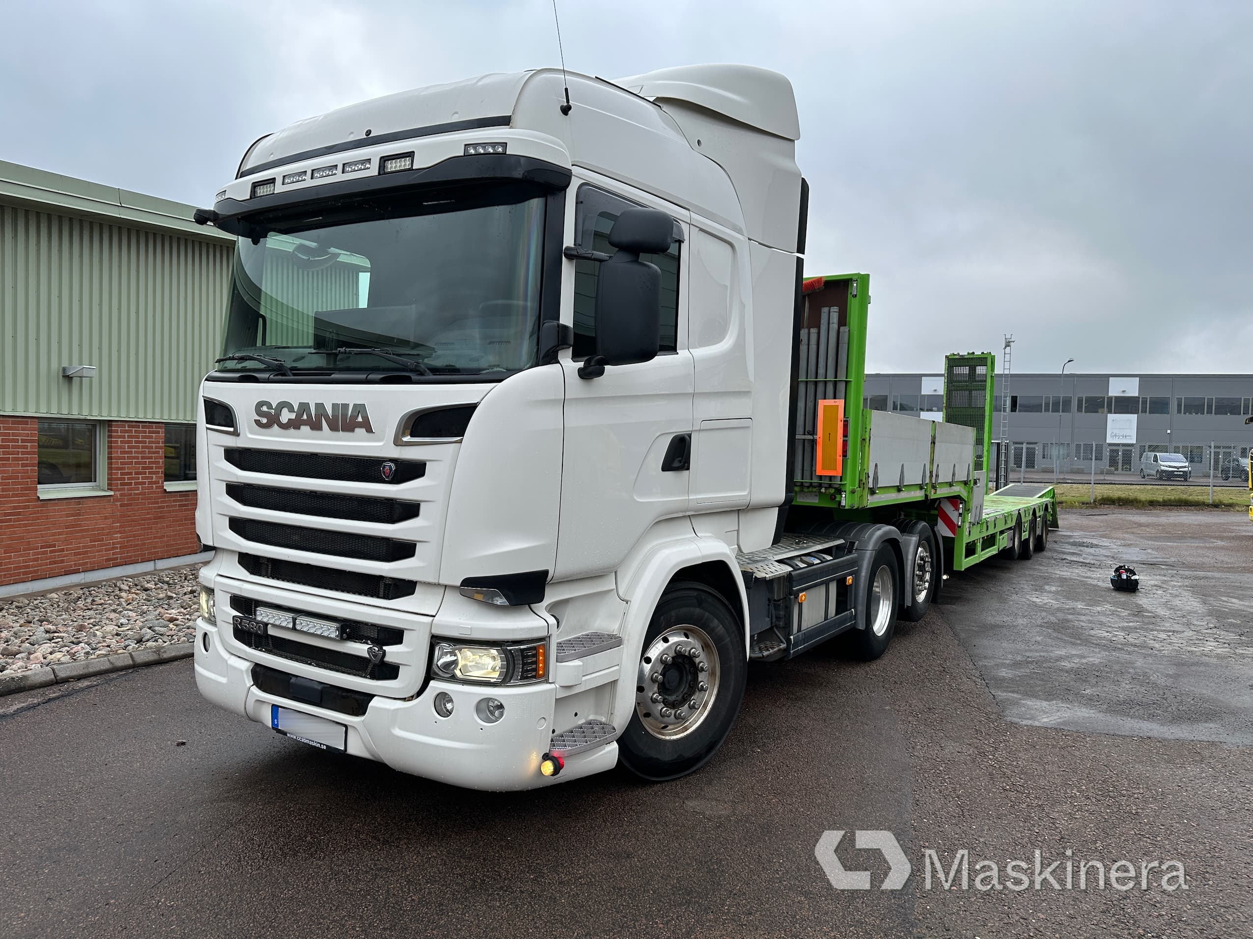 Scania R580 Euro 6 med Broshuis 3ASD-18-30 3-axle semitrailer