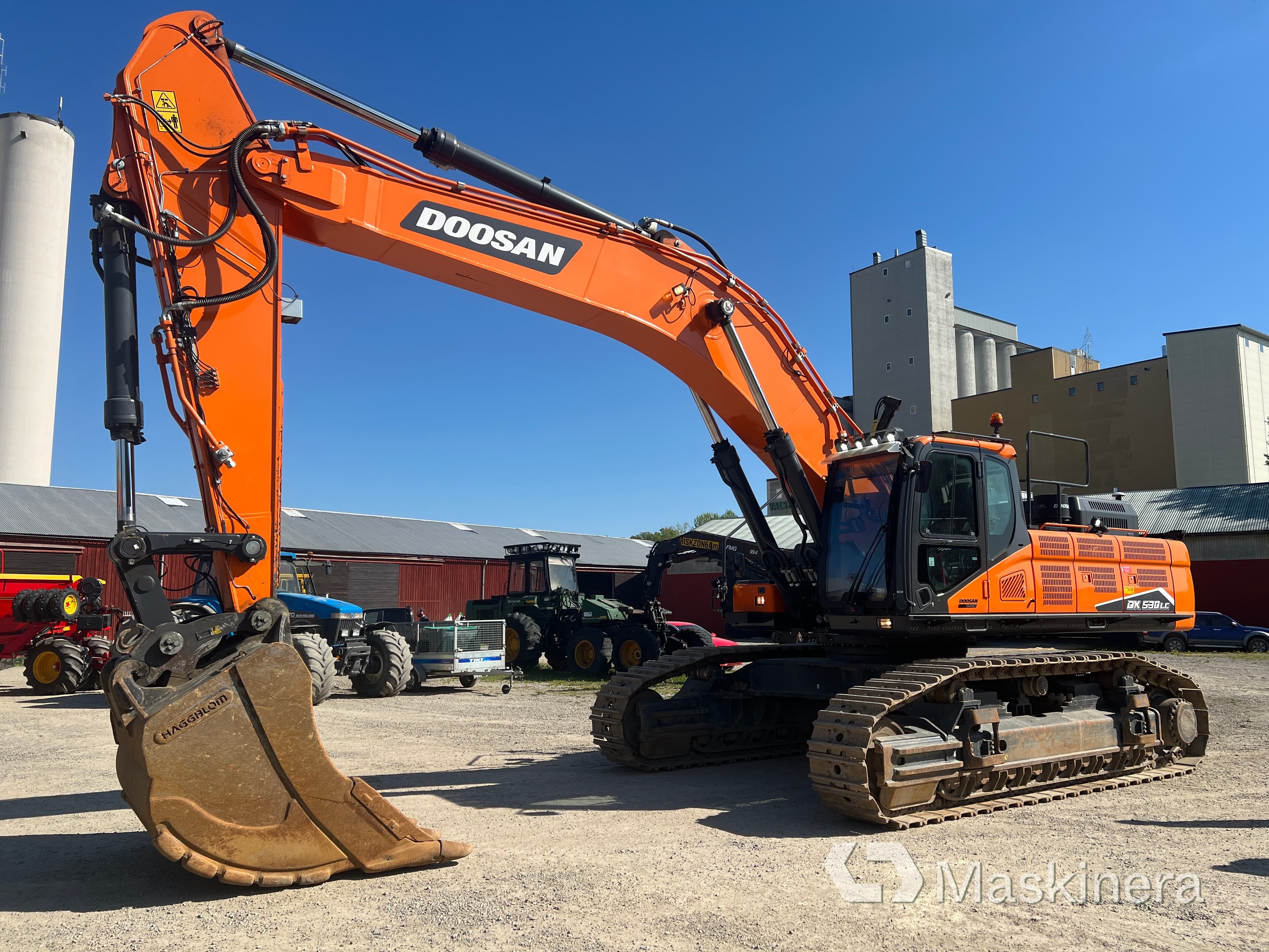 Grävmaskin Doosan DX530LC-7