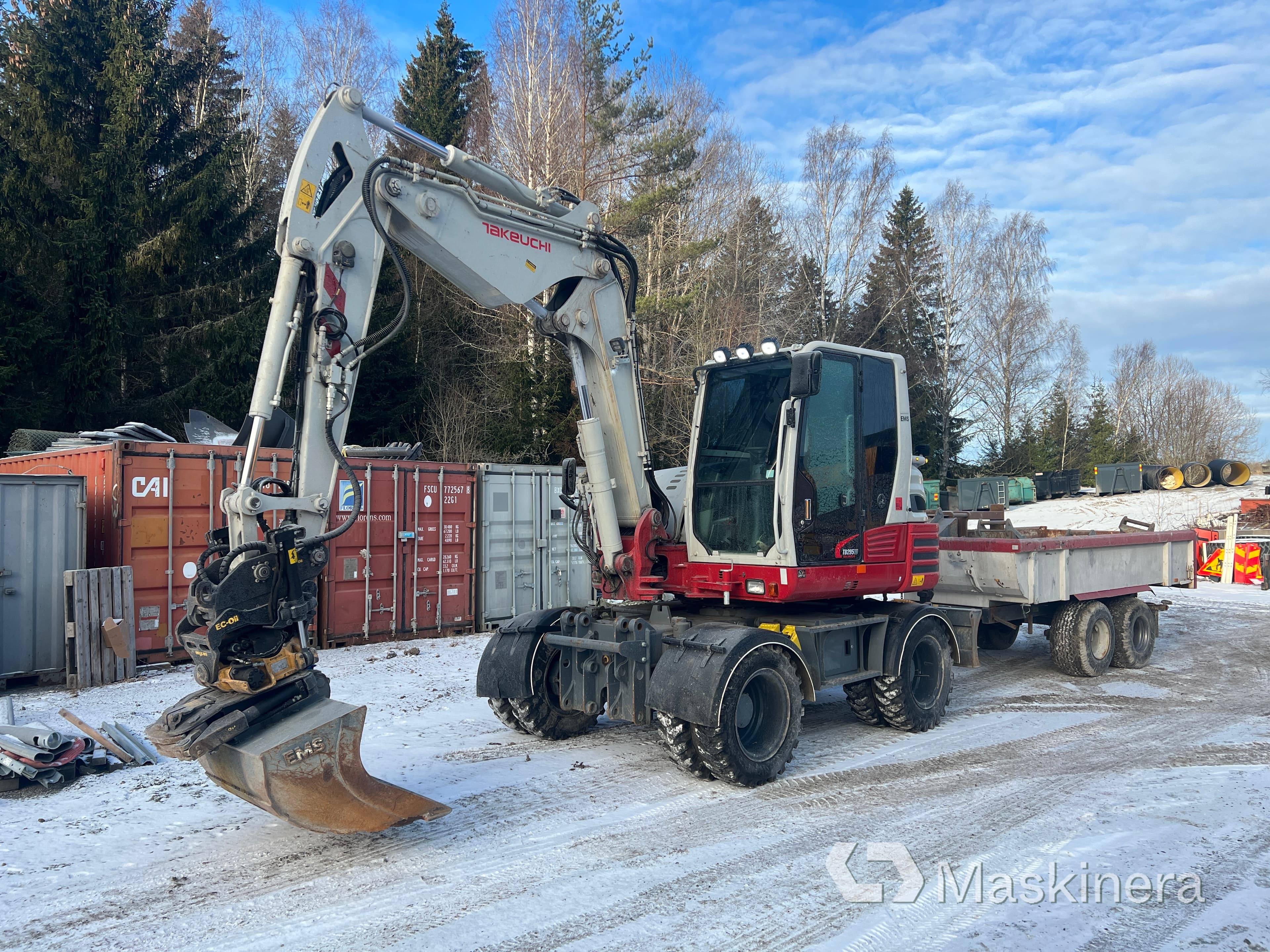 Hjulgrävare Takeuchi TB295W med tillbehör