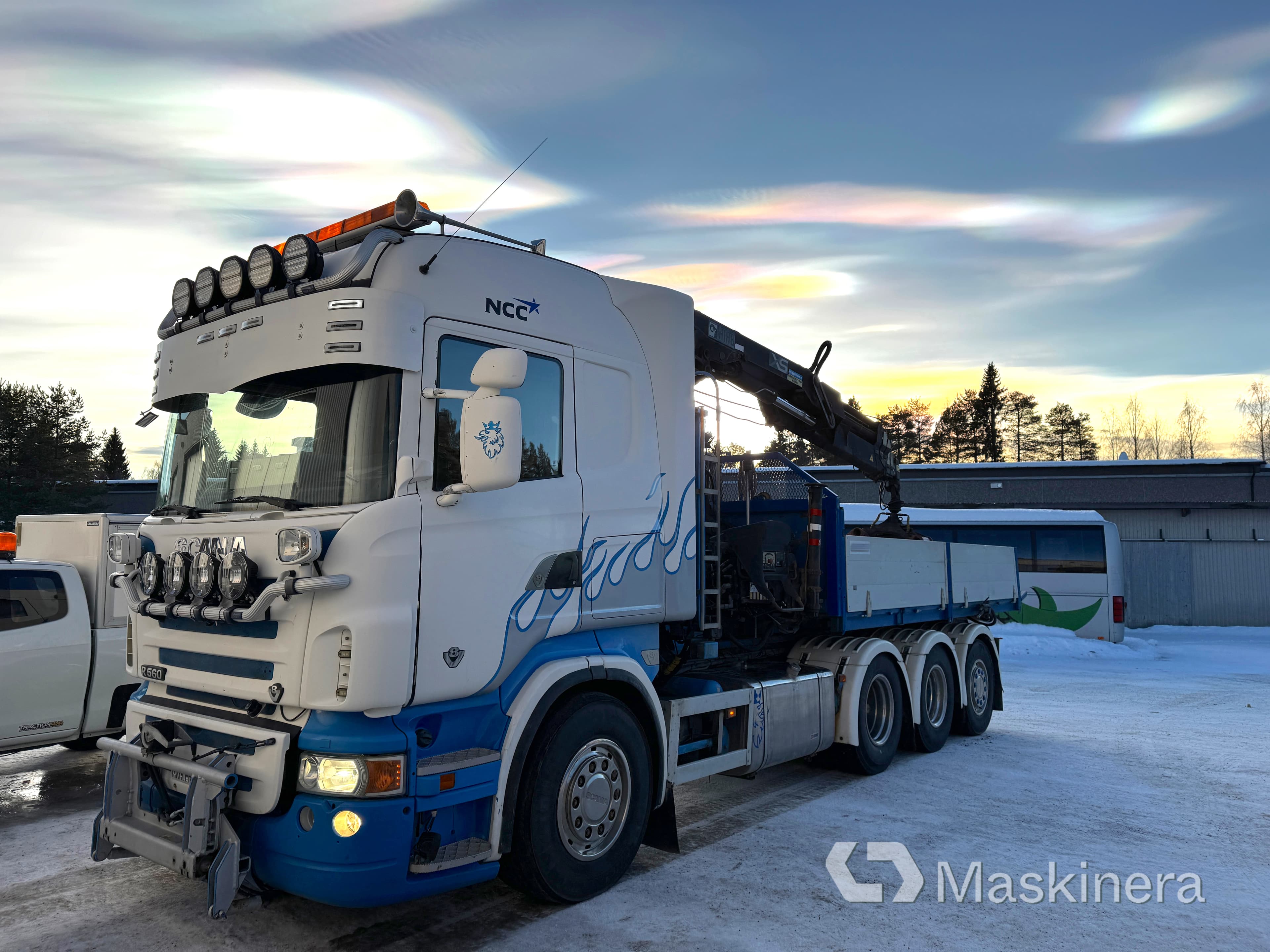 Lastväxlare Scania R560 med plogutrustning